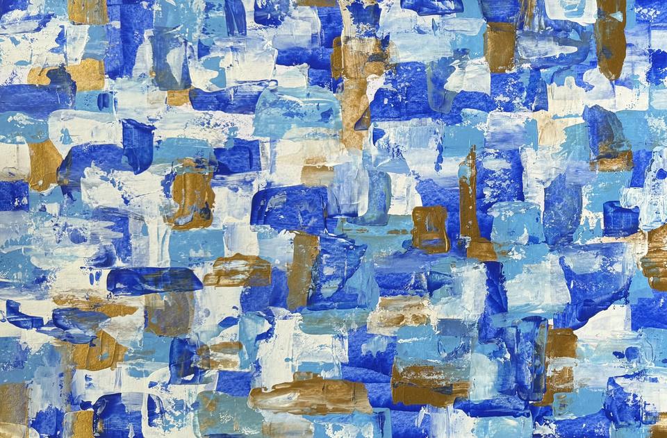 Abstraktes Gemälde aus sich überlagernden Blöcken in Kobaltblau, Hellblau und Weiß mit Spuren von Kupfergold.